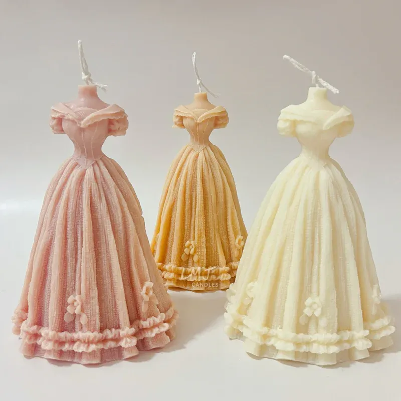 Vintage Wedding Dress Candle